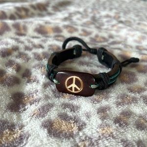 Leather peace sign bracelet unisex